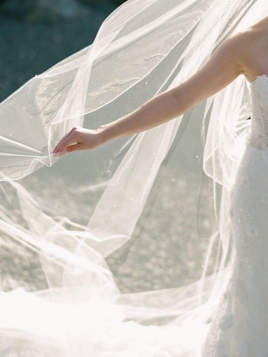 A Classic, Intimate Fall Wedding in Anchorage, Alaska 18