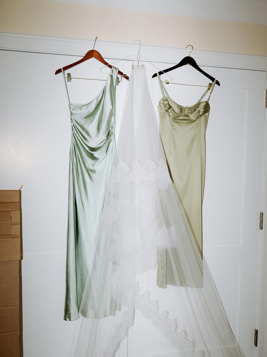 A Whimsical Summer Wedding at The Stanley Hotel 6