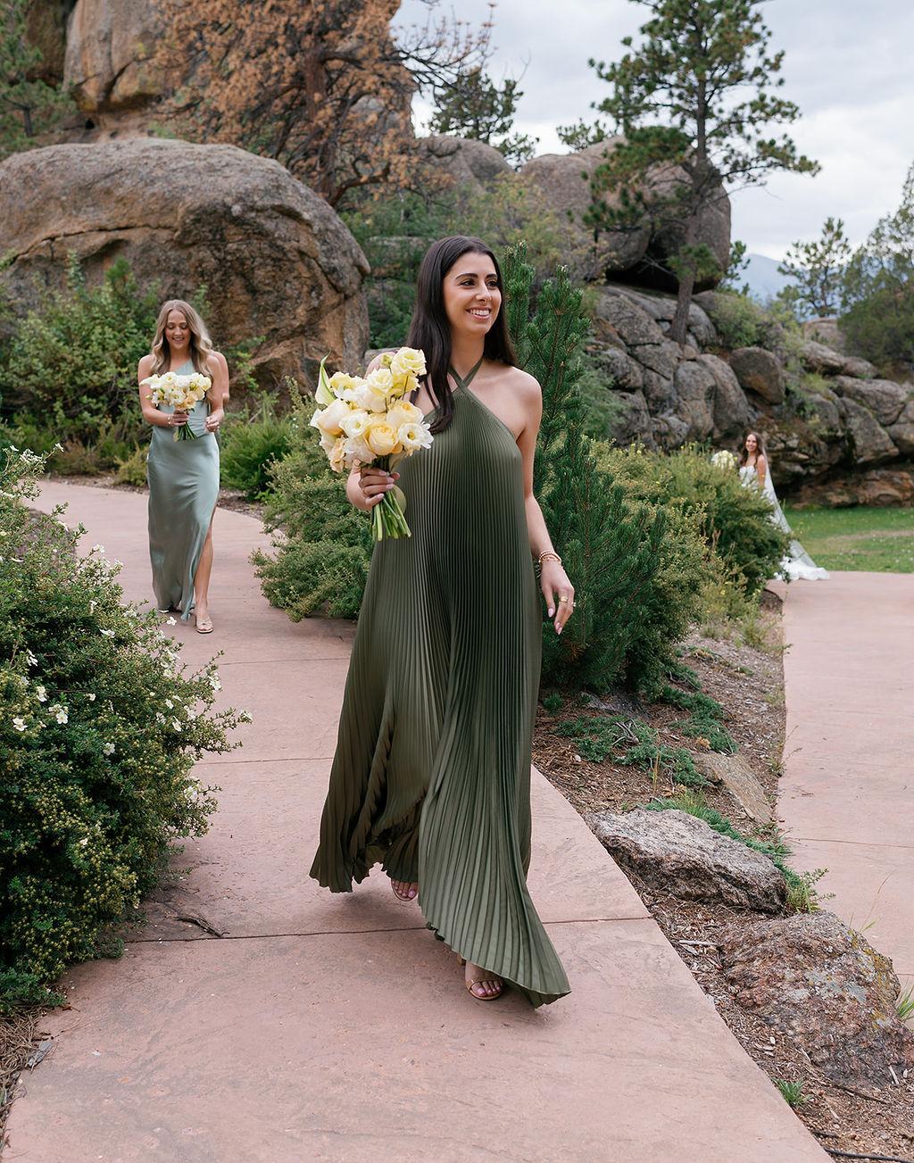 A Rainy Colorado Mountains Wedding at the Historic Stanley Hotel photo 5
