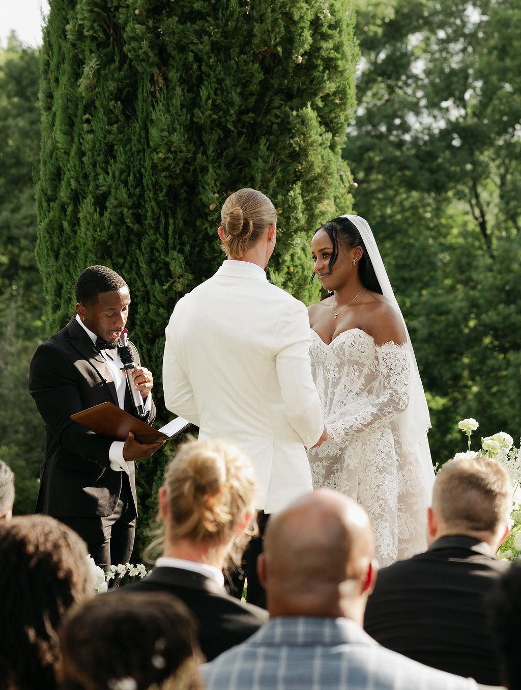 A Modern Summer Wedding at Villa Nemora for Content Creators James and Caleigha 21