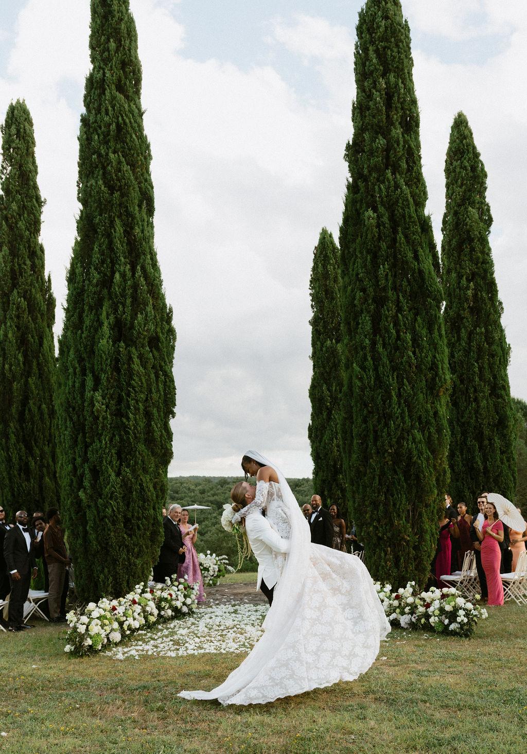 A Modern Summer Wedding at Villa Nemora for Content Creators James and Caleigha 52