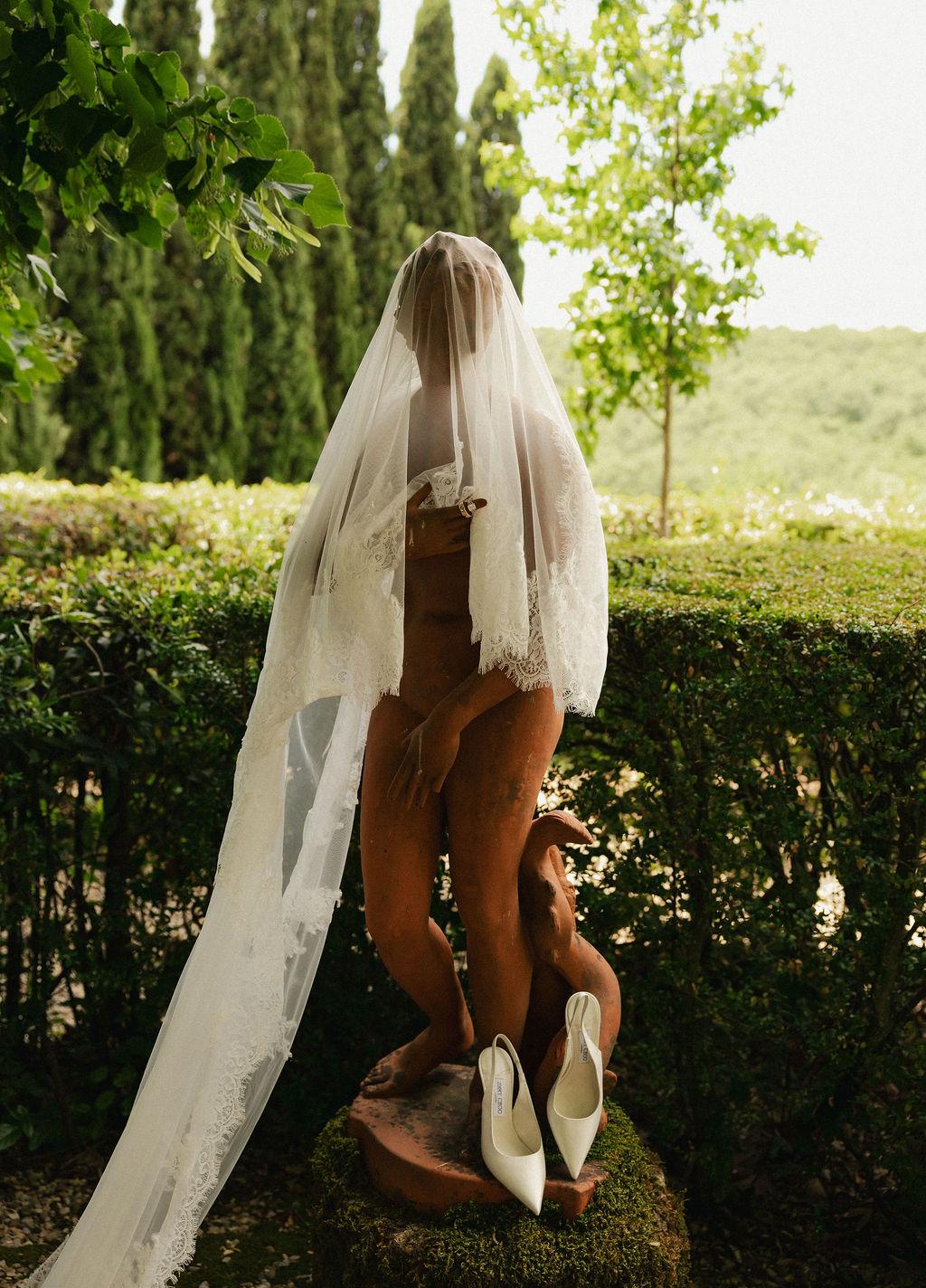 A Modern Summer Wedding at Villa Nemora for Content Creators James and Caleigha 48
