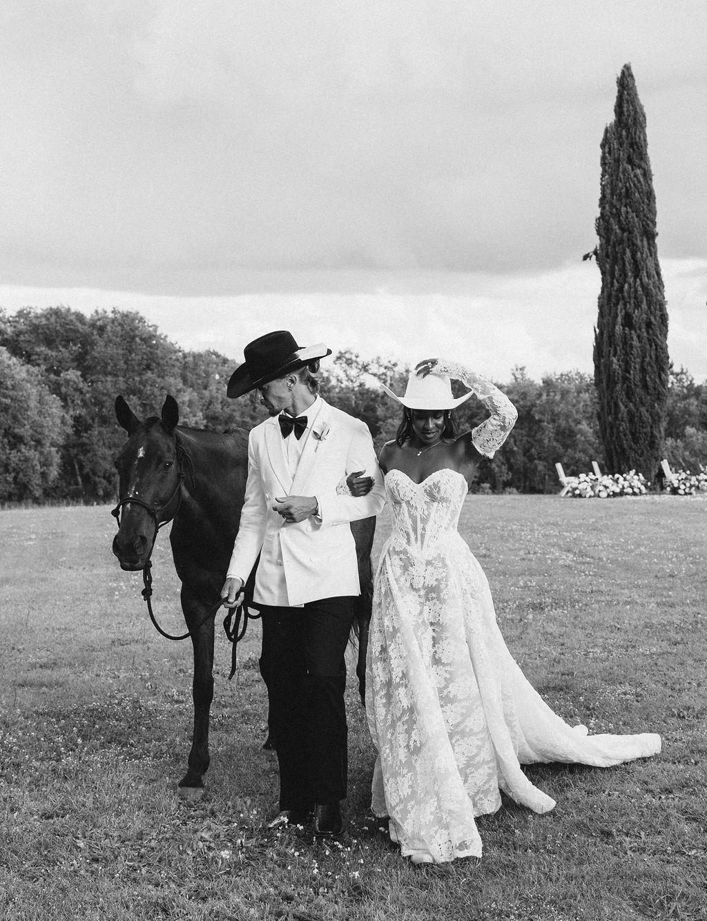 A Modern Summer Wedding at Villa Nemora for Content Creators James and Caleigha 17