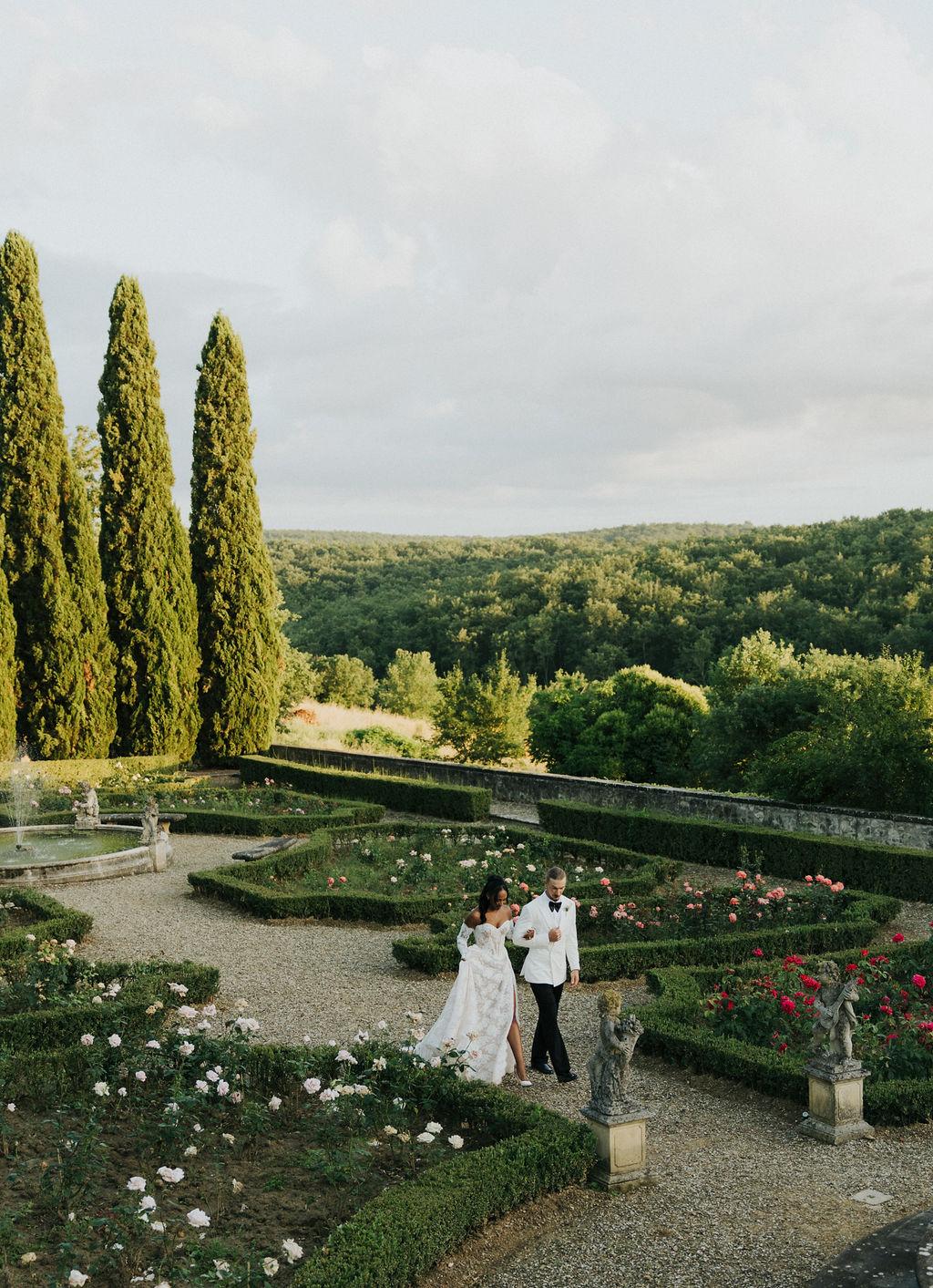 A Modern Summer Wedding at Villa Nemora for Content Creators James and Caleigha 59