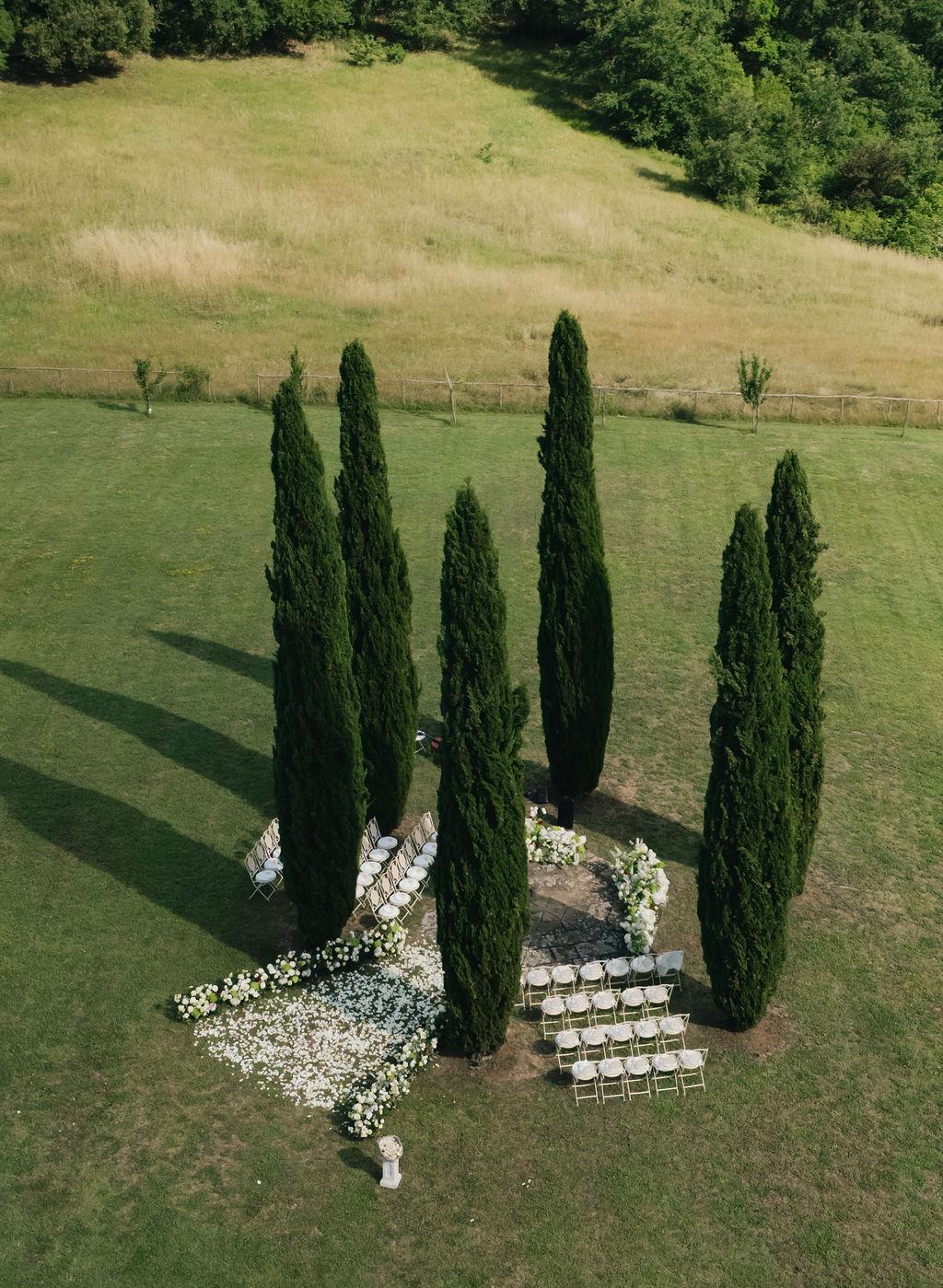 A Modern Summer Wedding at Villa Nemora for Content Creators James and Caleigha 38