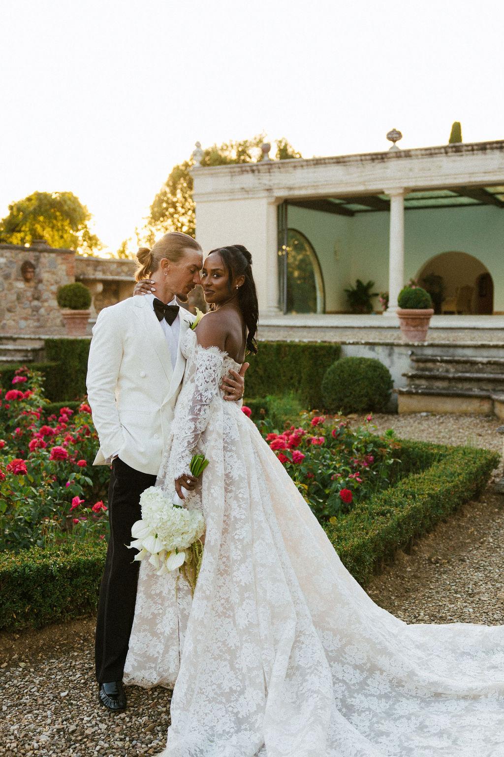 A Modern Summer Wedding at Villa Nemora for Content Creators James and Caleigha 30