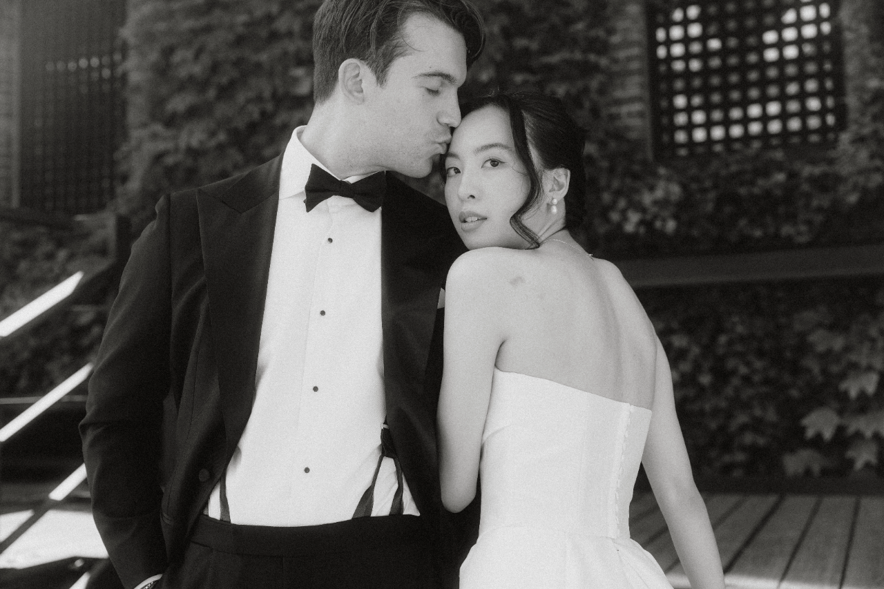 Emmy Chen & Greg Schultz's wedding-image-16