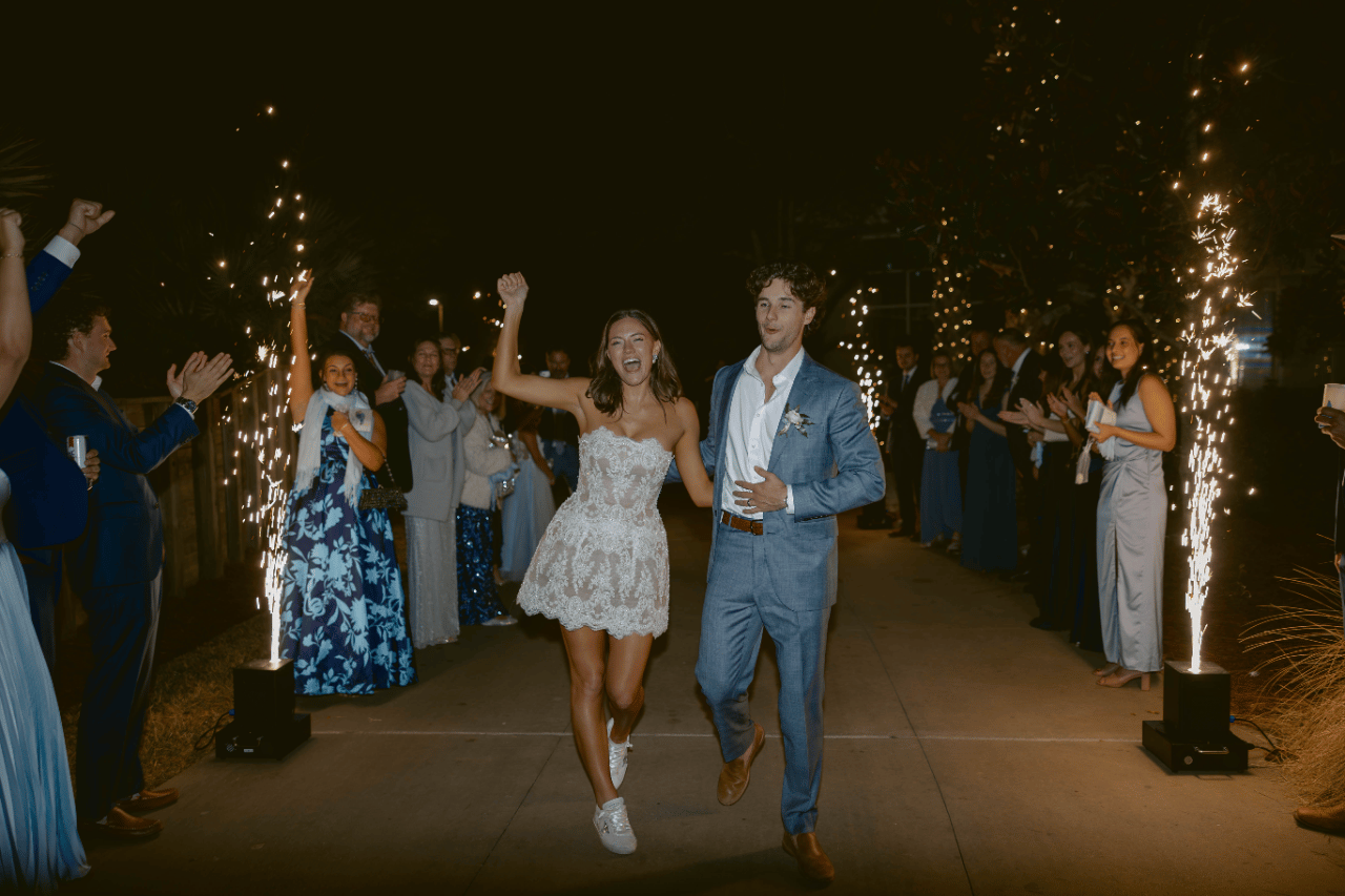 Taylor Smith & Benjamin Smith's wedding-image-9