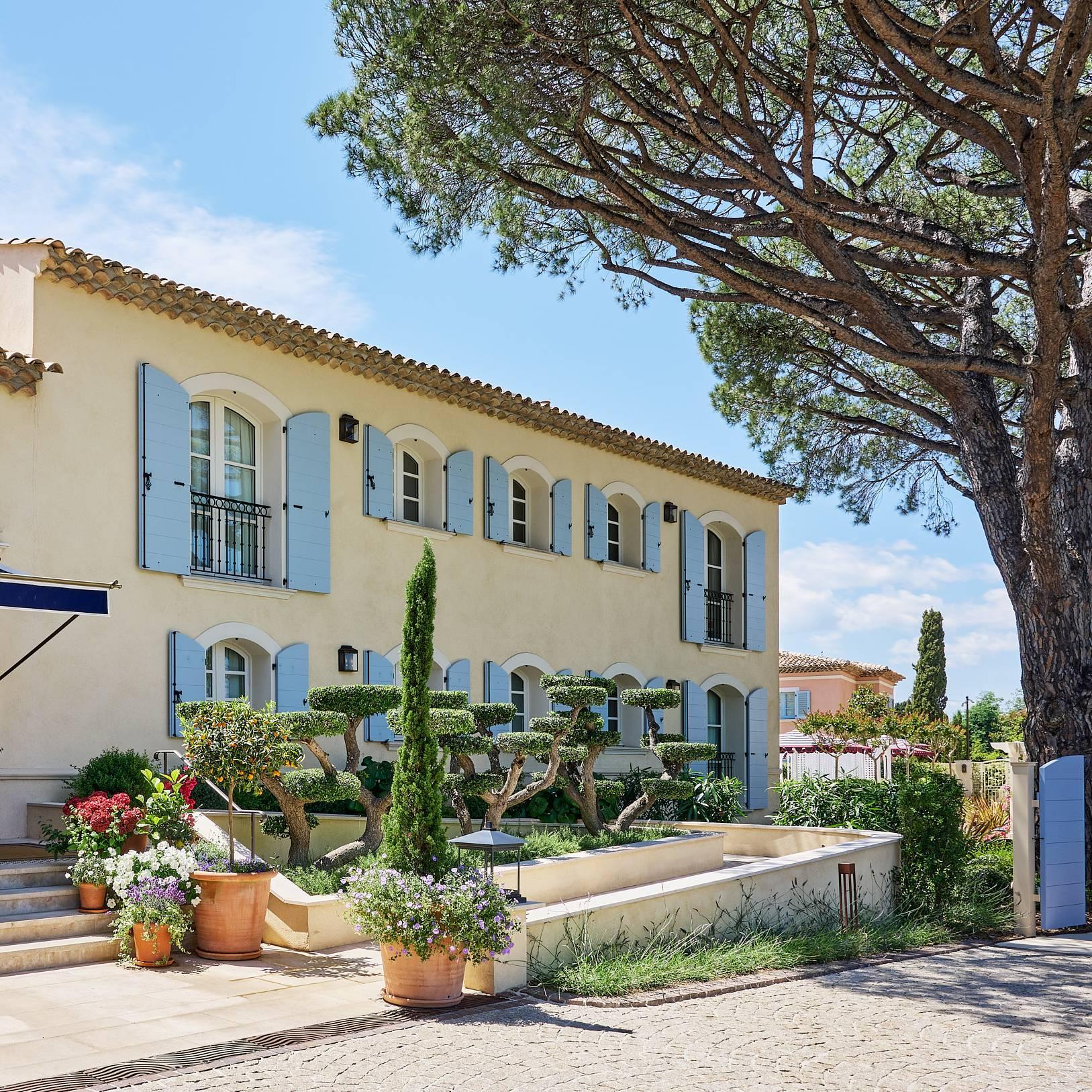 AREV St Tropez