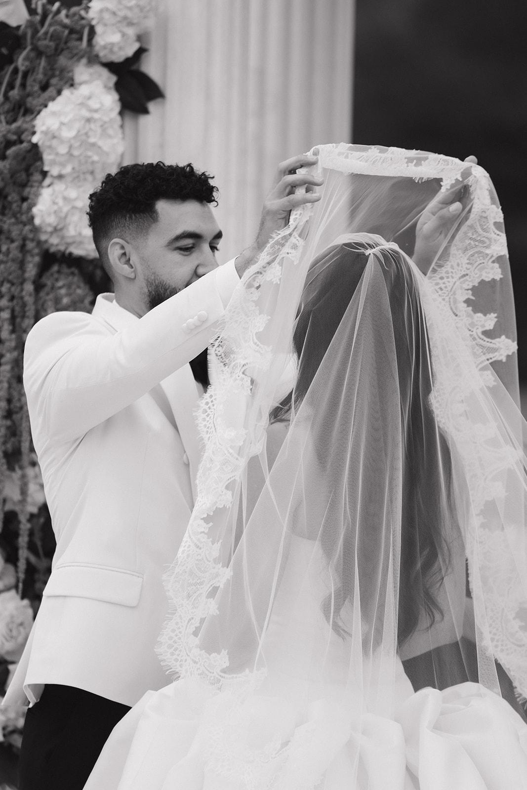 A Georgia Garden Wedding Rooted in Love & Latin Heritage 22