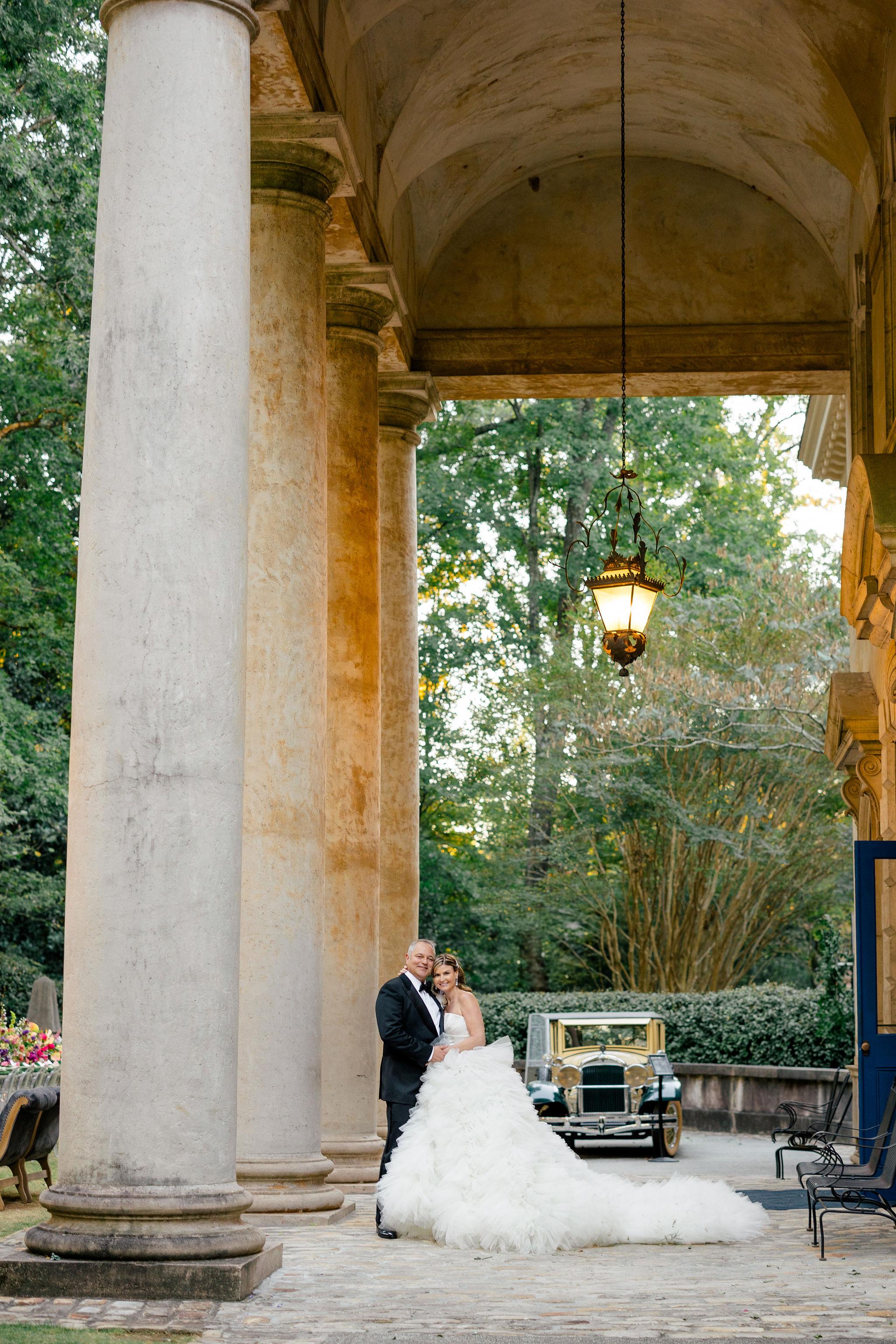 A Whimsical Fall Wedding at the Swan House 41