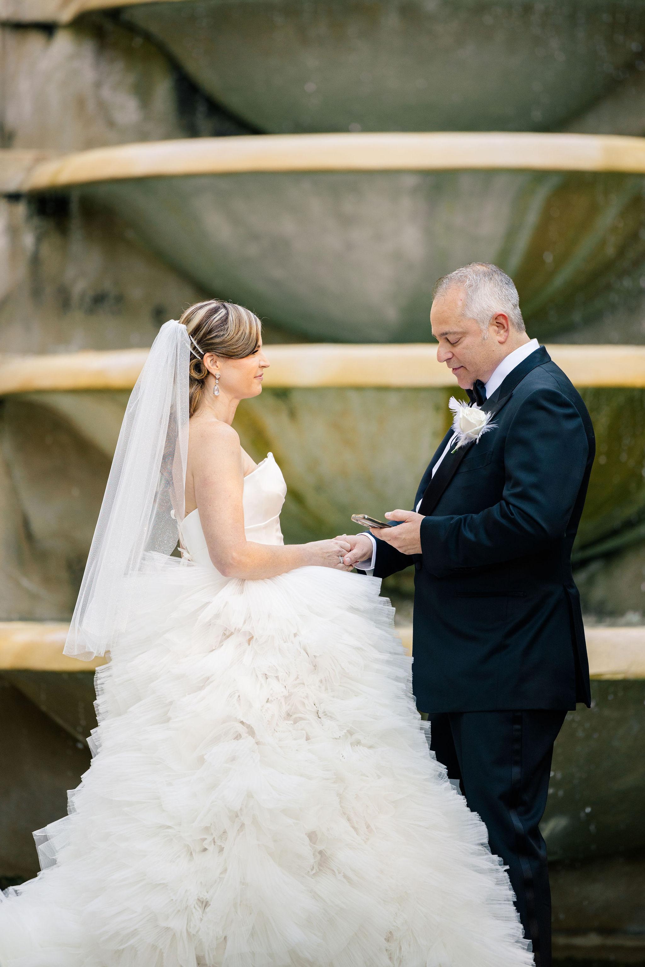 A Whimsical Fall Wedding at the Swan House 7