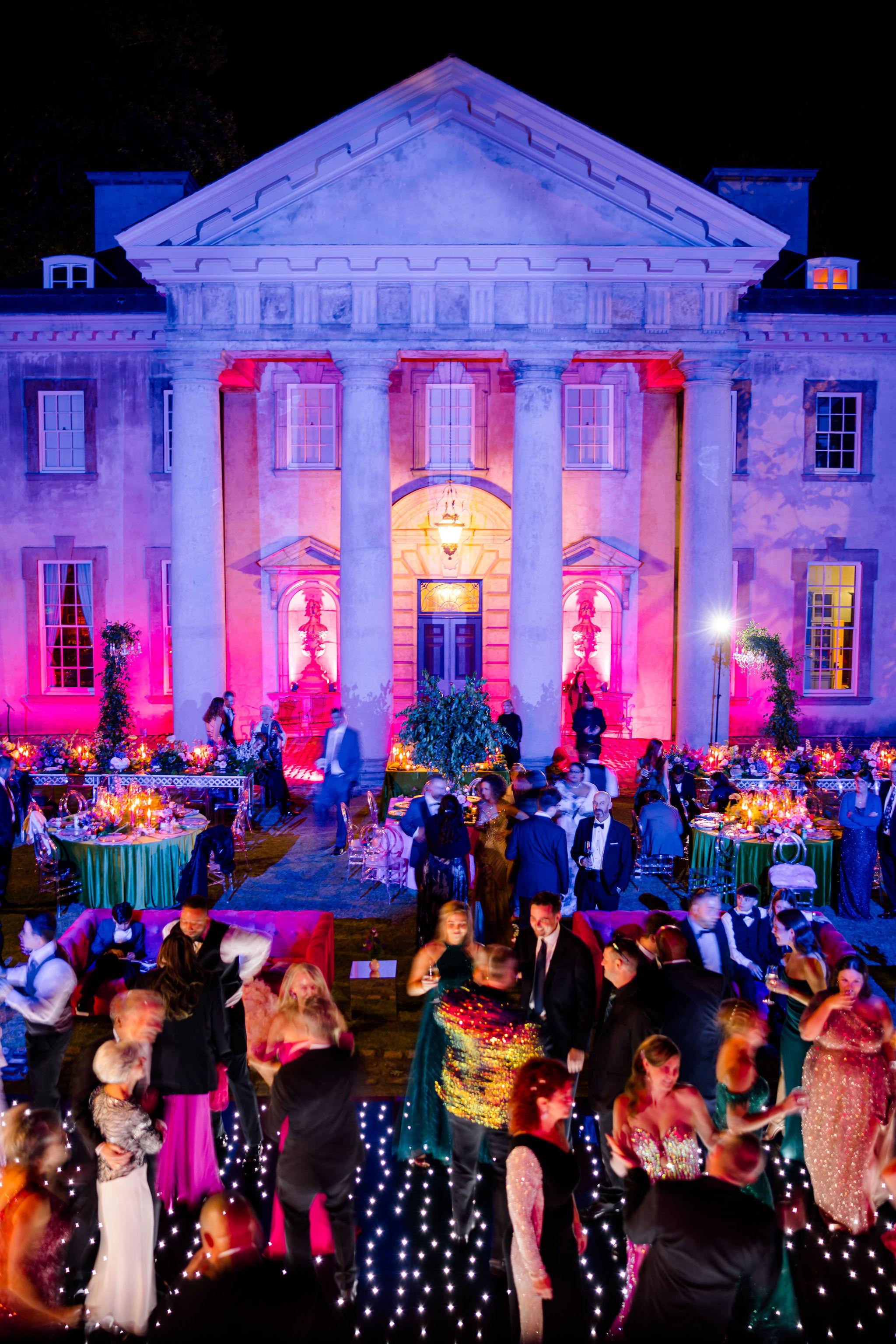 A Whimsical Fall Wedding at the Swan House 34