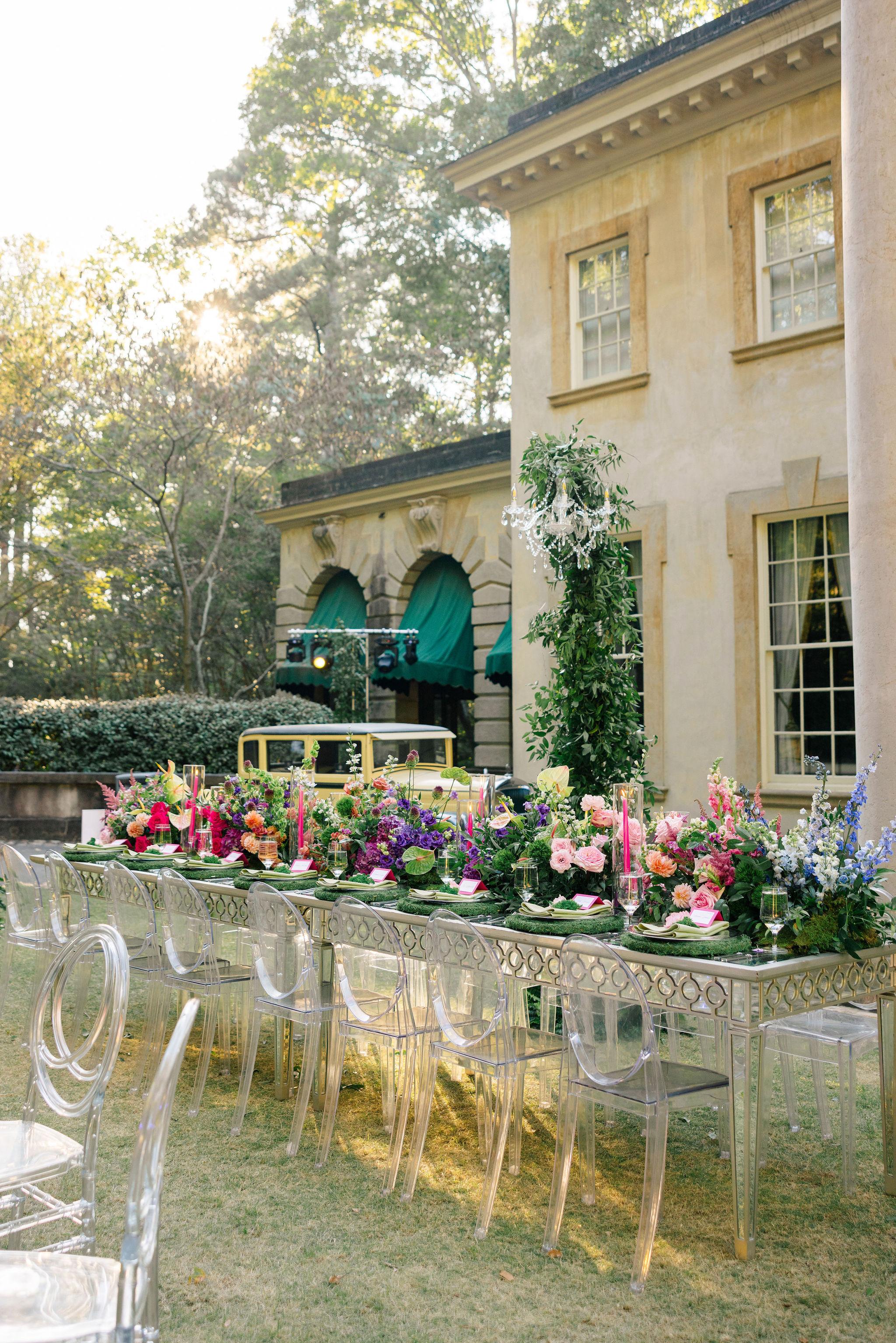 A Whimsical Fall Wedding at the Swan House