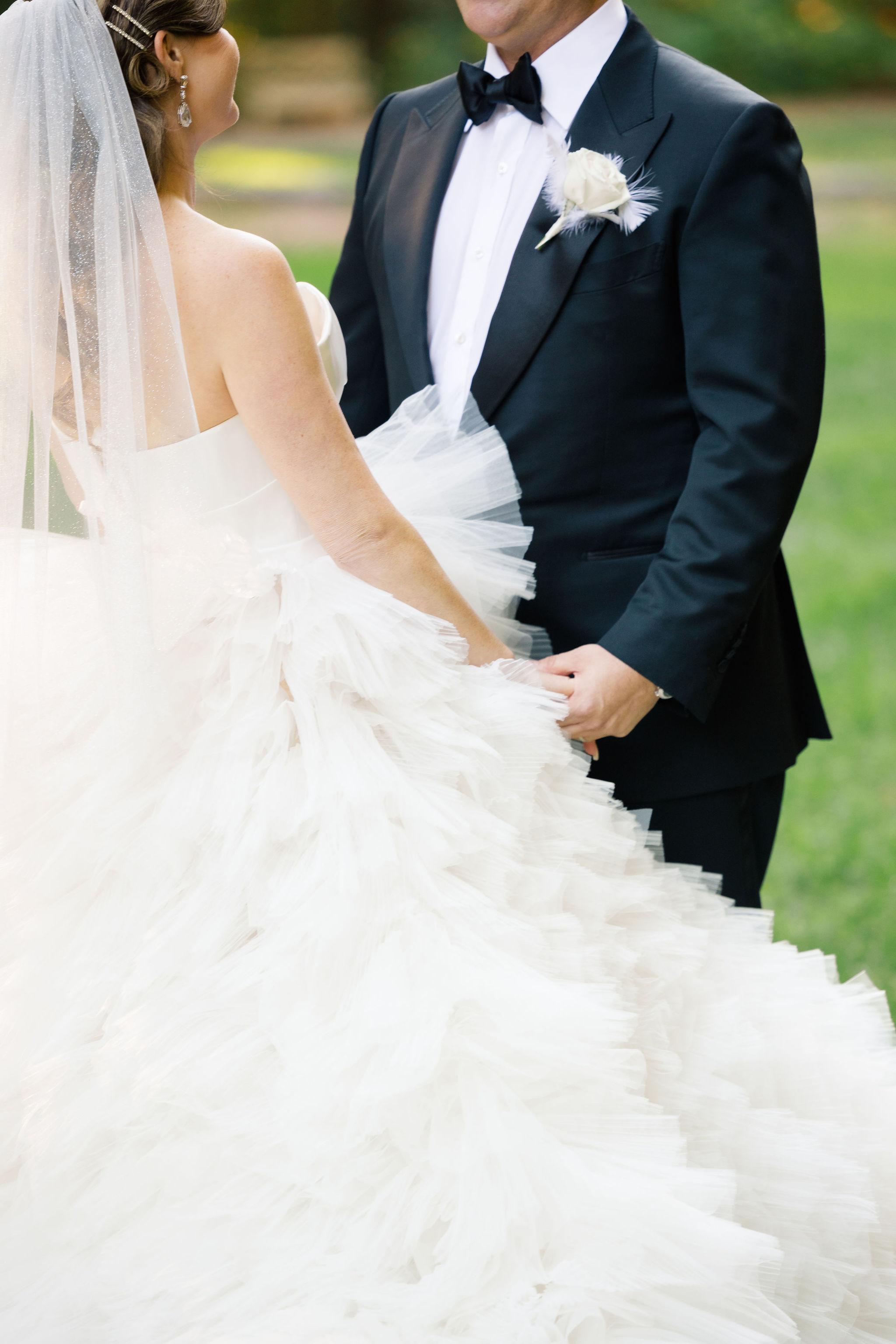 A Whimsical Fall Wedding at the Swan House 1