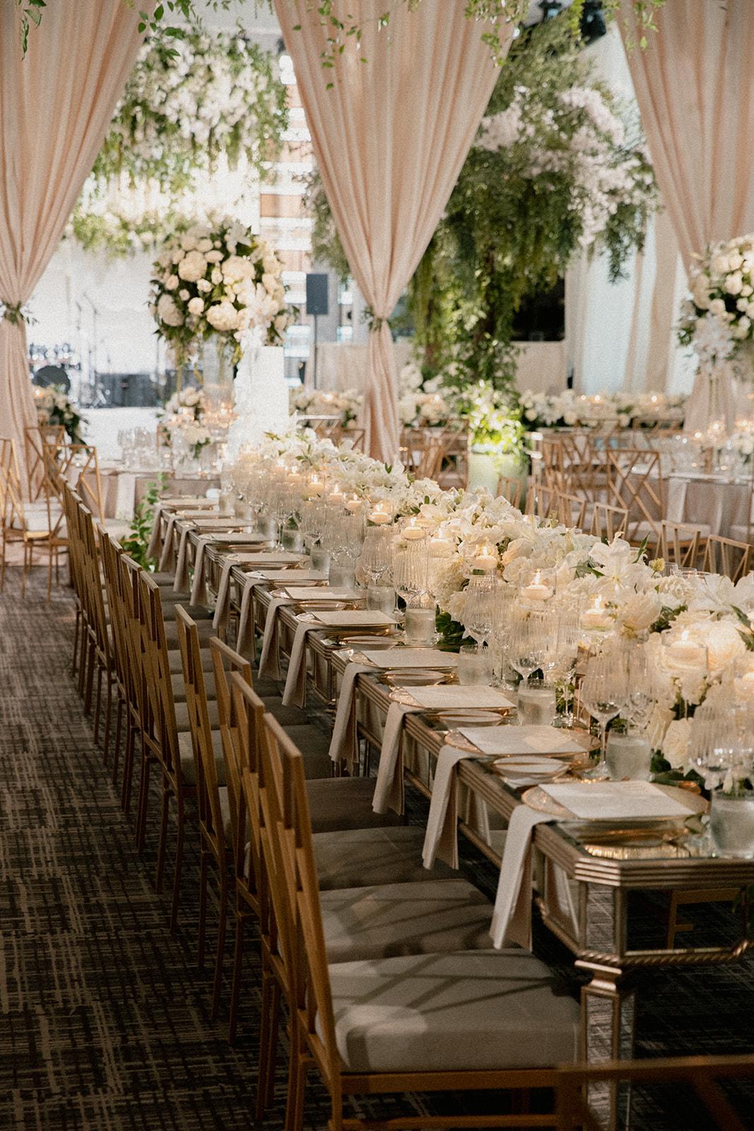A Whimsical Fall Wedding at the Four Seasons Toronto 27