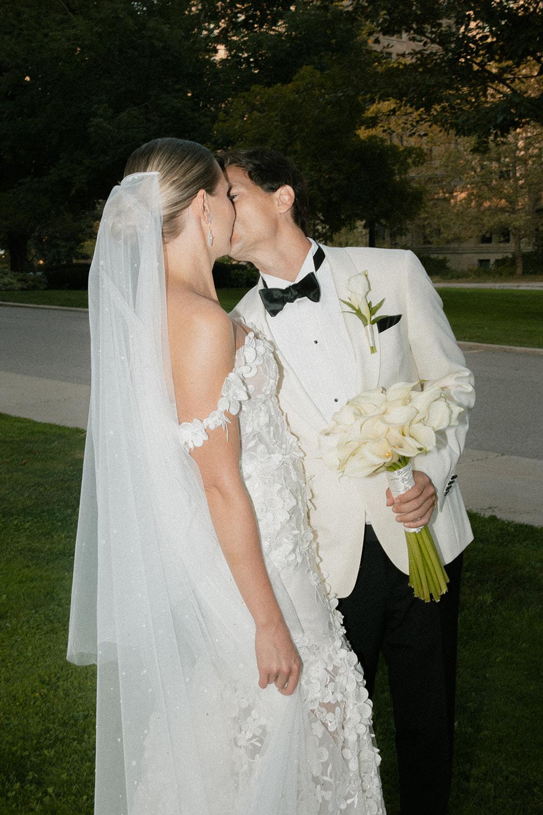 A Whimsical Fall Wedding at the Four Seasons Toronto