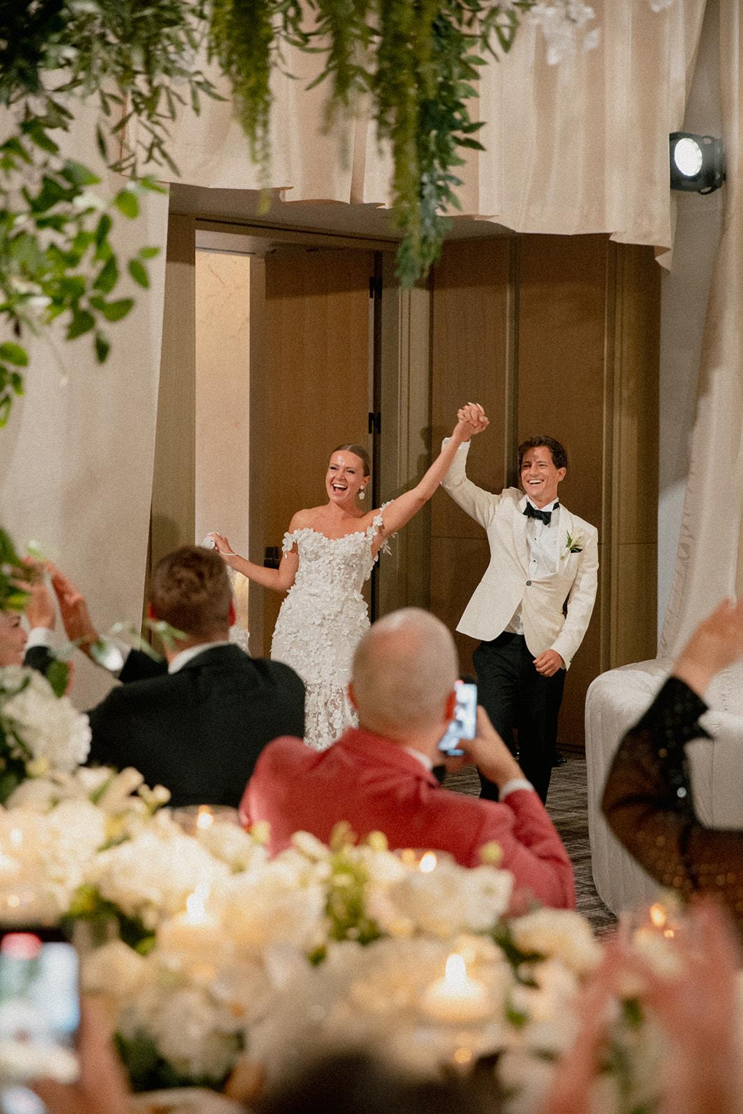 A Whimsical Fall Wedding at the Four Seasons Toronto 21