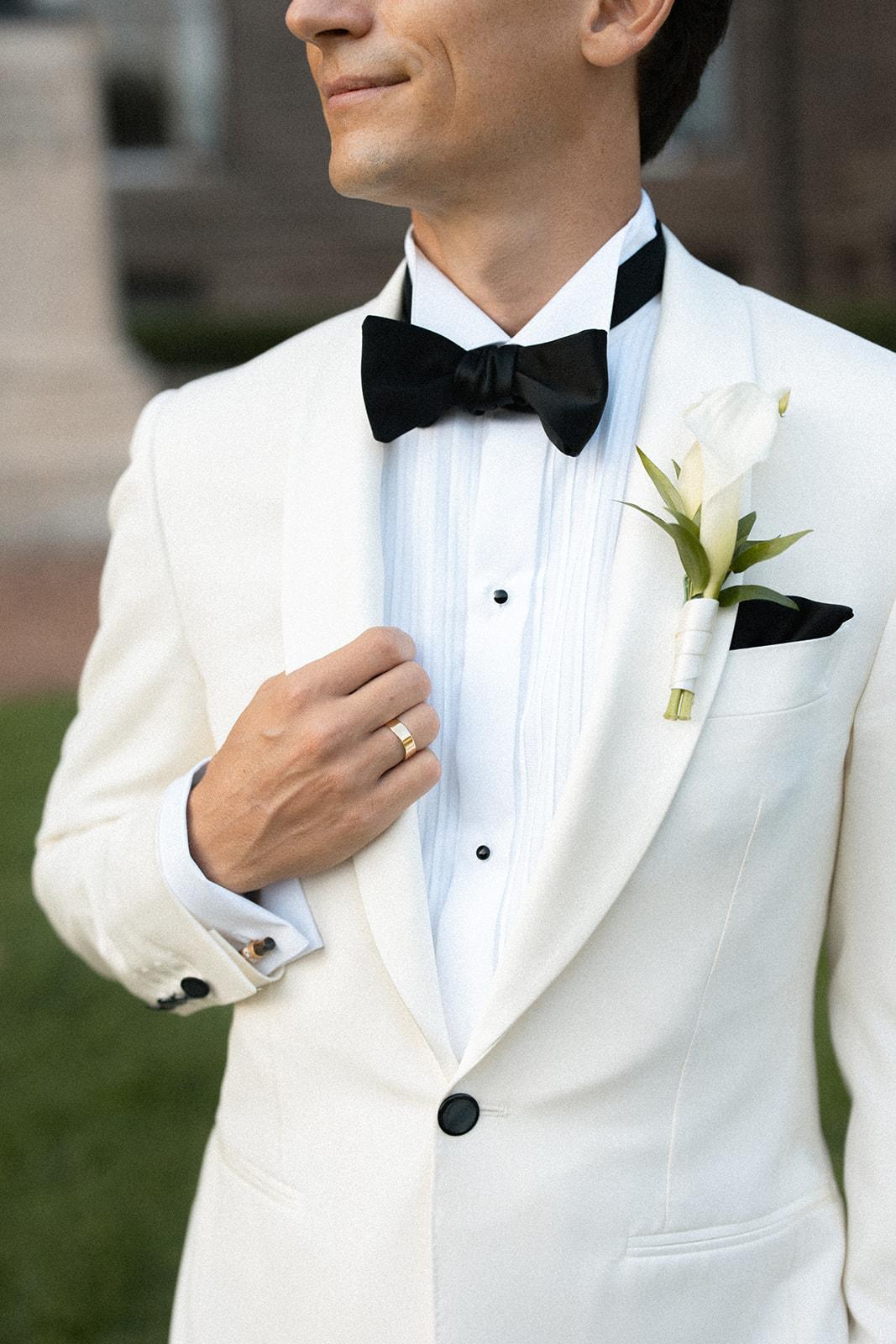 A Whimsical Fall Wedding at the Four Seasons Toronto 9