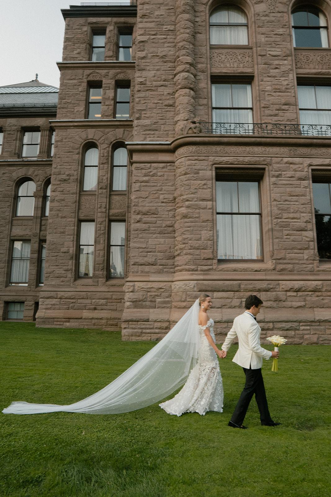 A Whimsical Fall Wedding at the Four Seasons Toronto 20