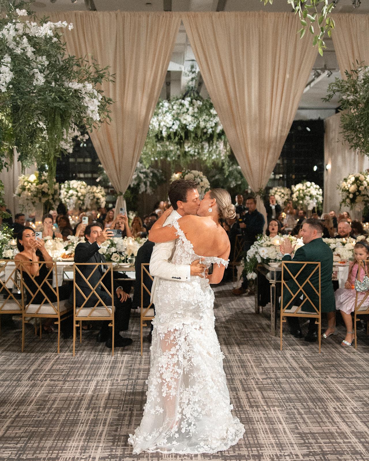 A Whimsical Fall Wedding at the Four Seasons Toronto 39