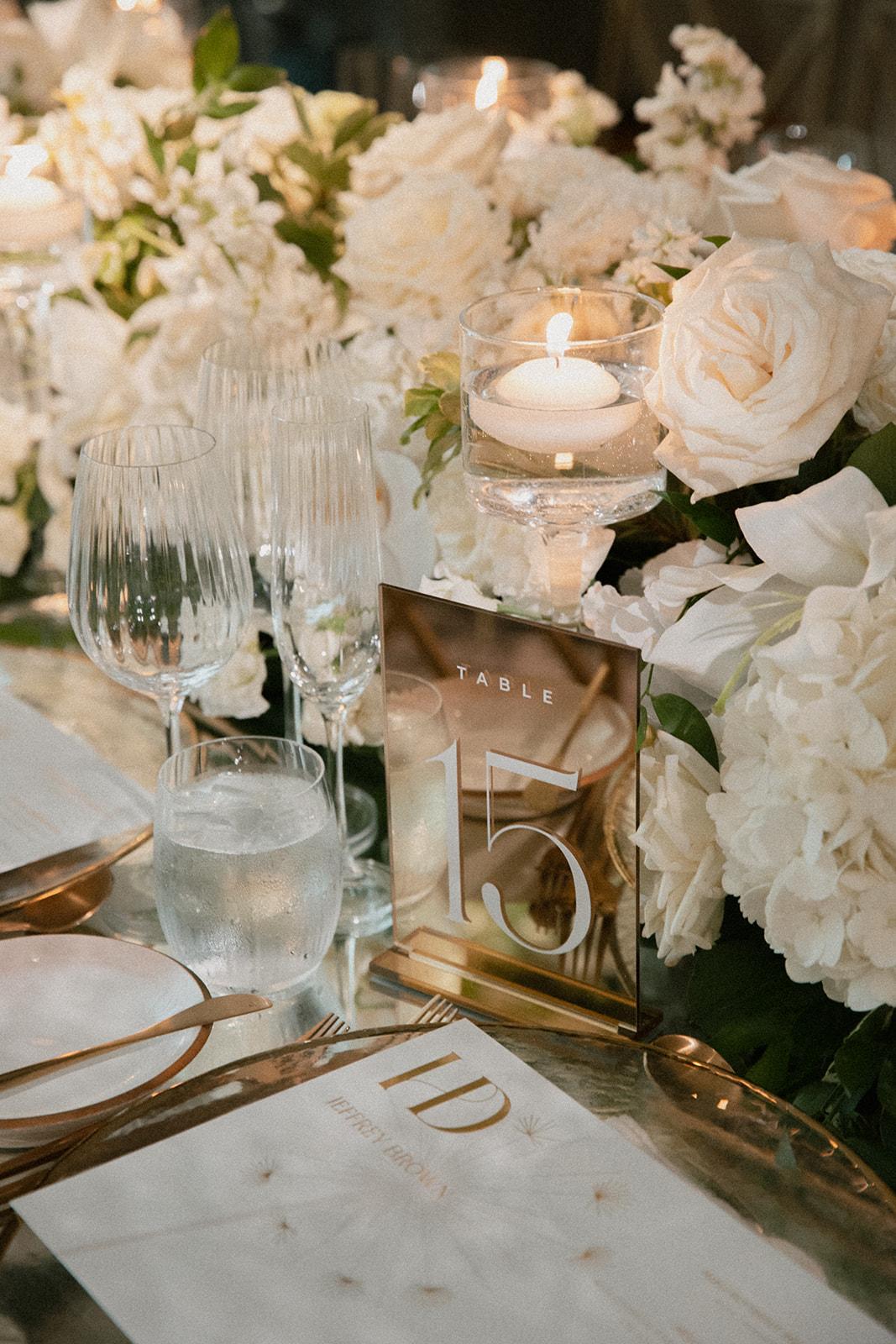 A Whimsical Fall Wedding at the Four Seasons Toronto 15