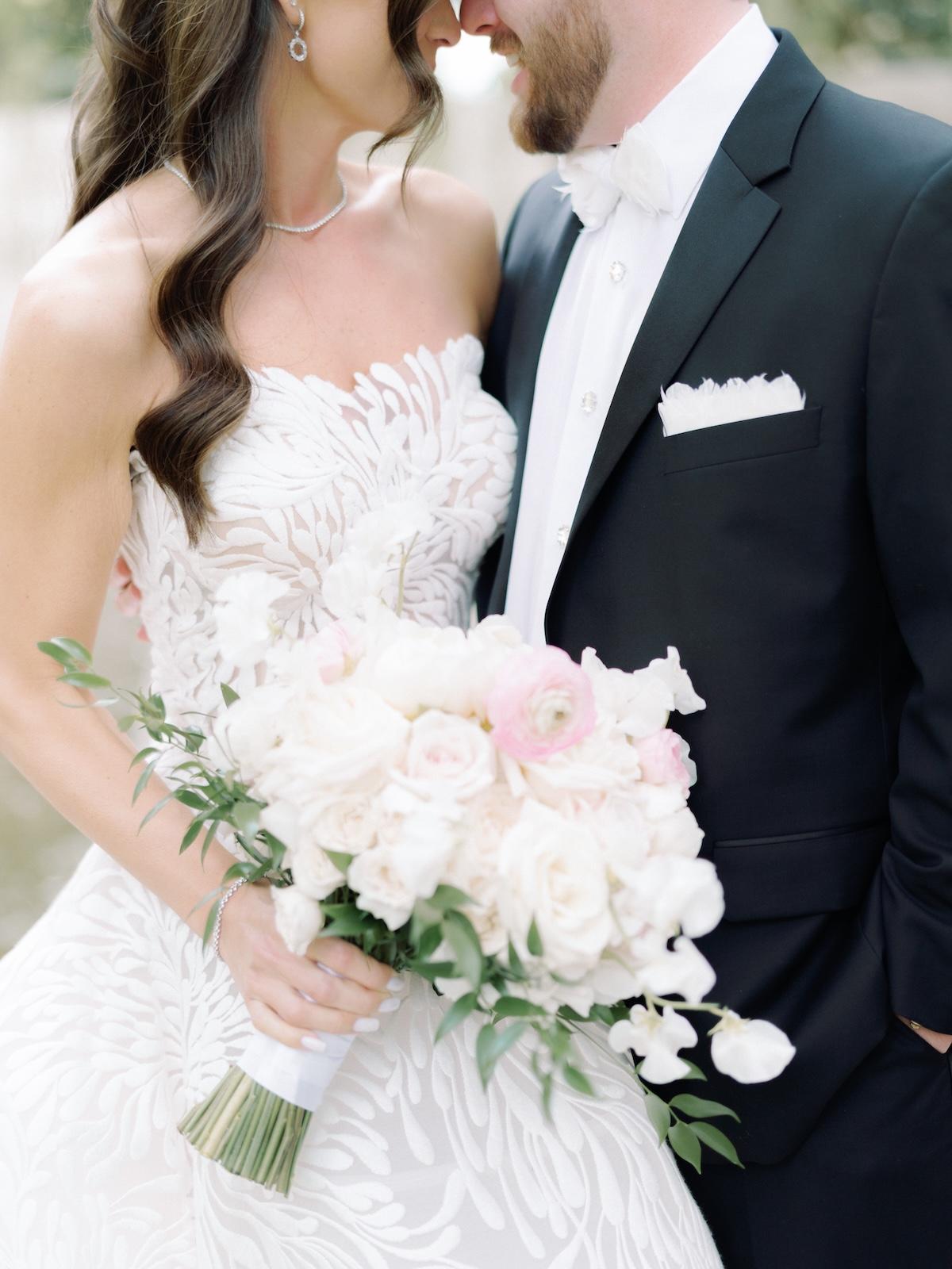 A Classic Spring Wedding at the Nasher Sculpture Center 13