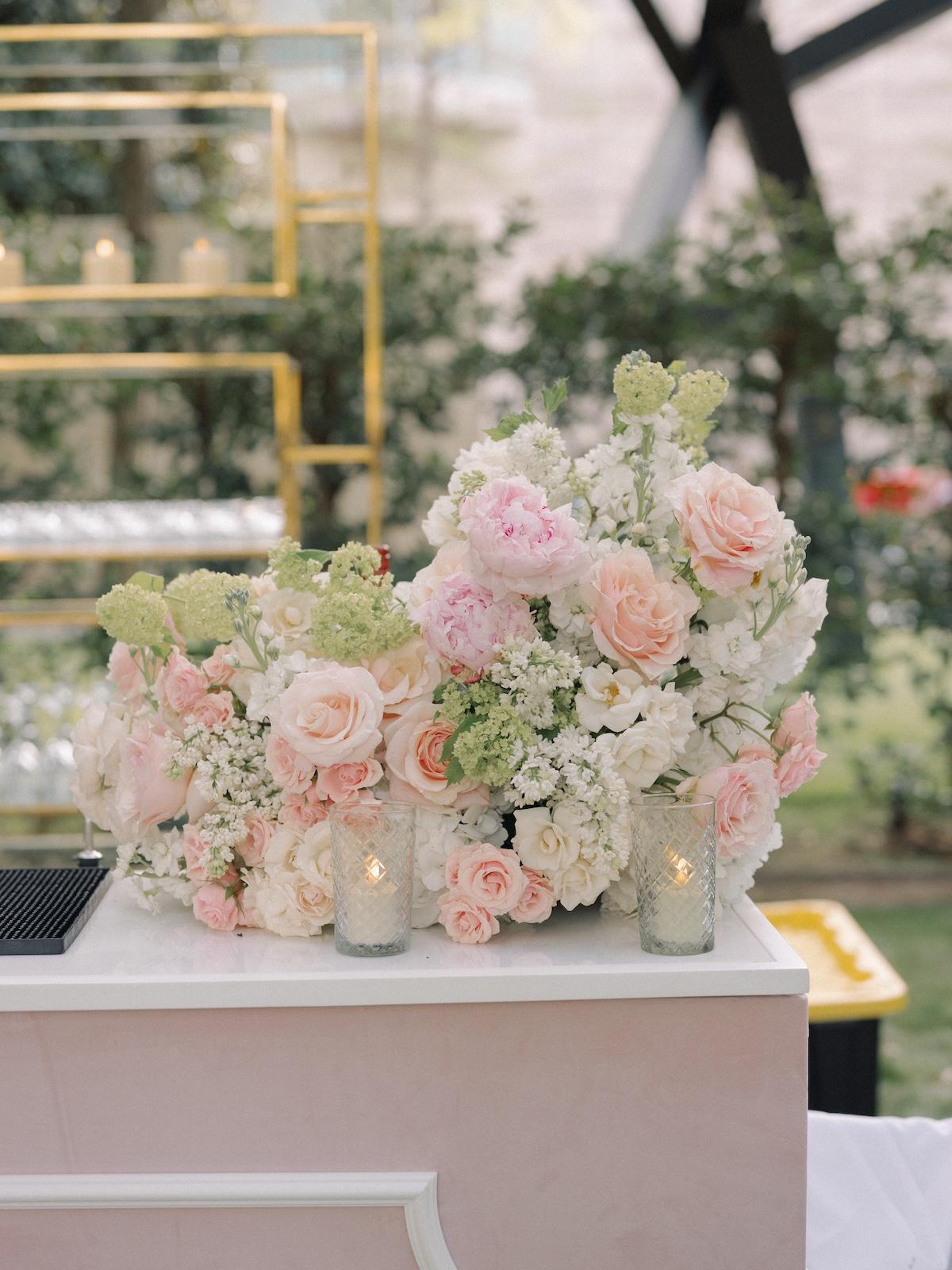 A Classic Spring Wedding at the Nasher Sculpture Center 35