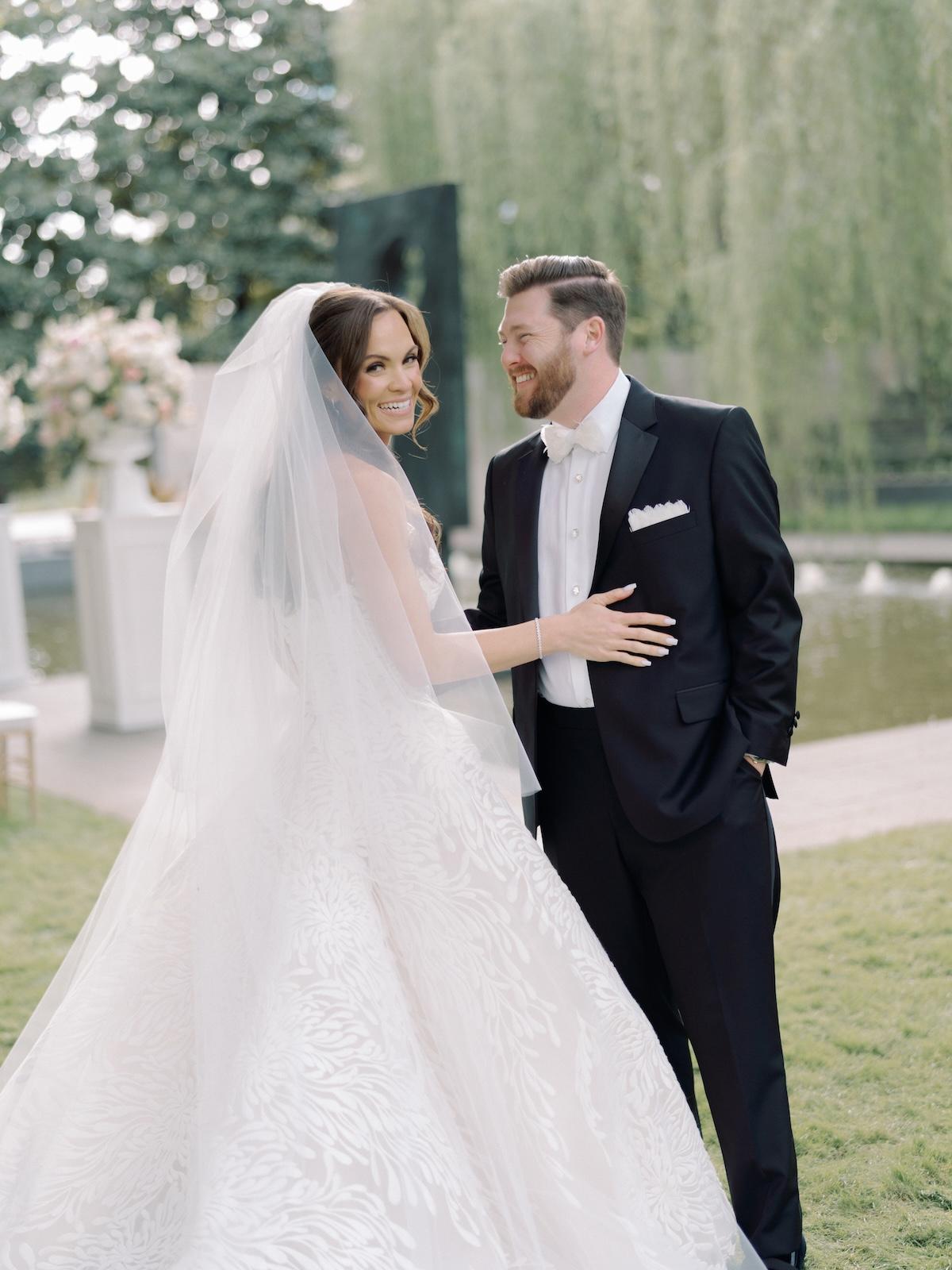 A Classic Spring Wedding at the Nasher Sculpture Center 12