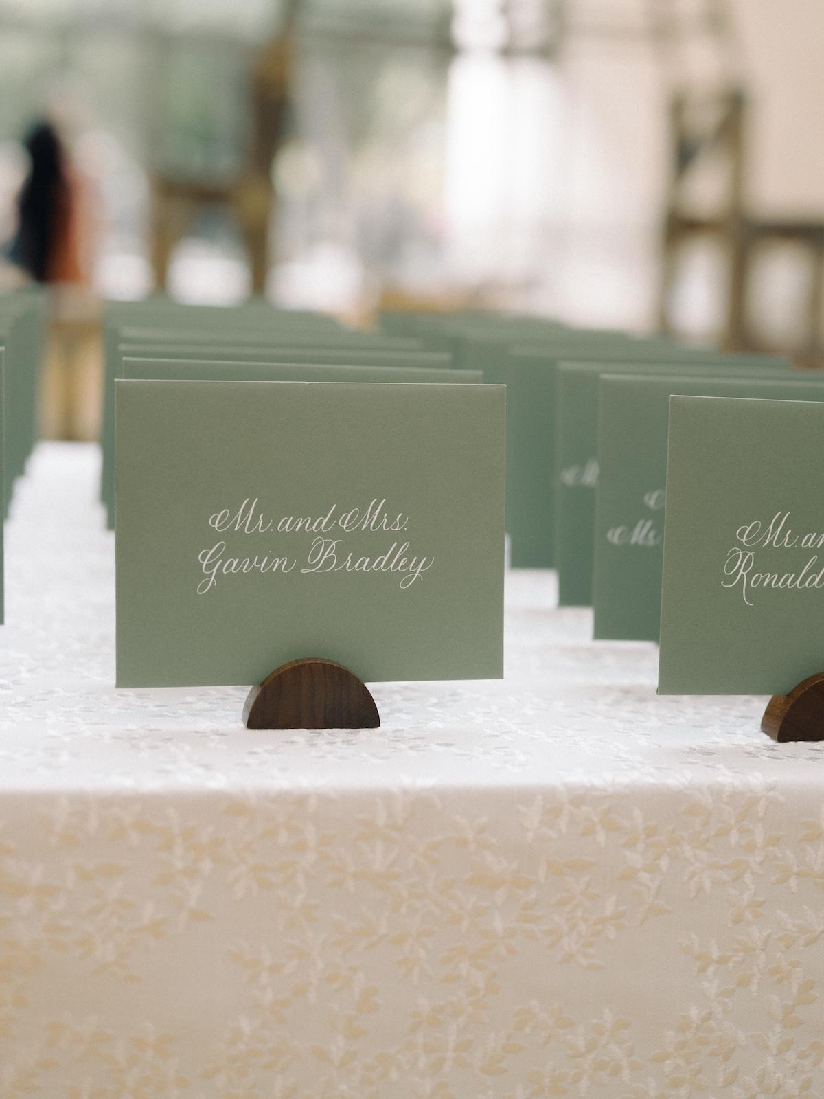 A Classic Spring Wedding at the Nasher Sculpture Center 18