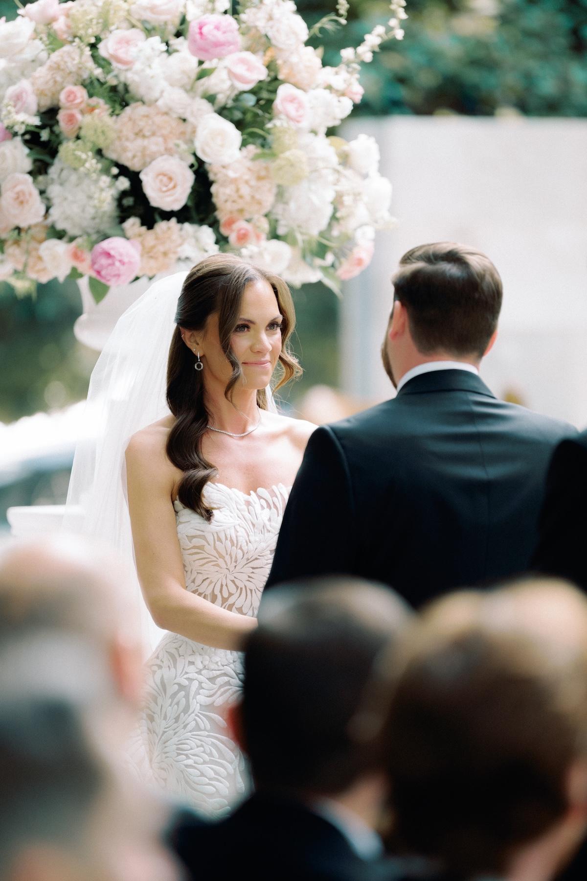 A Classic Spring Wedding at the Nasher Sculpture Center 26