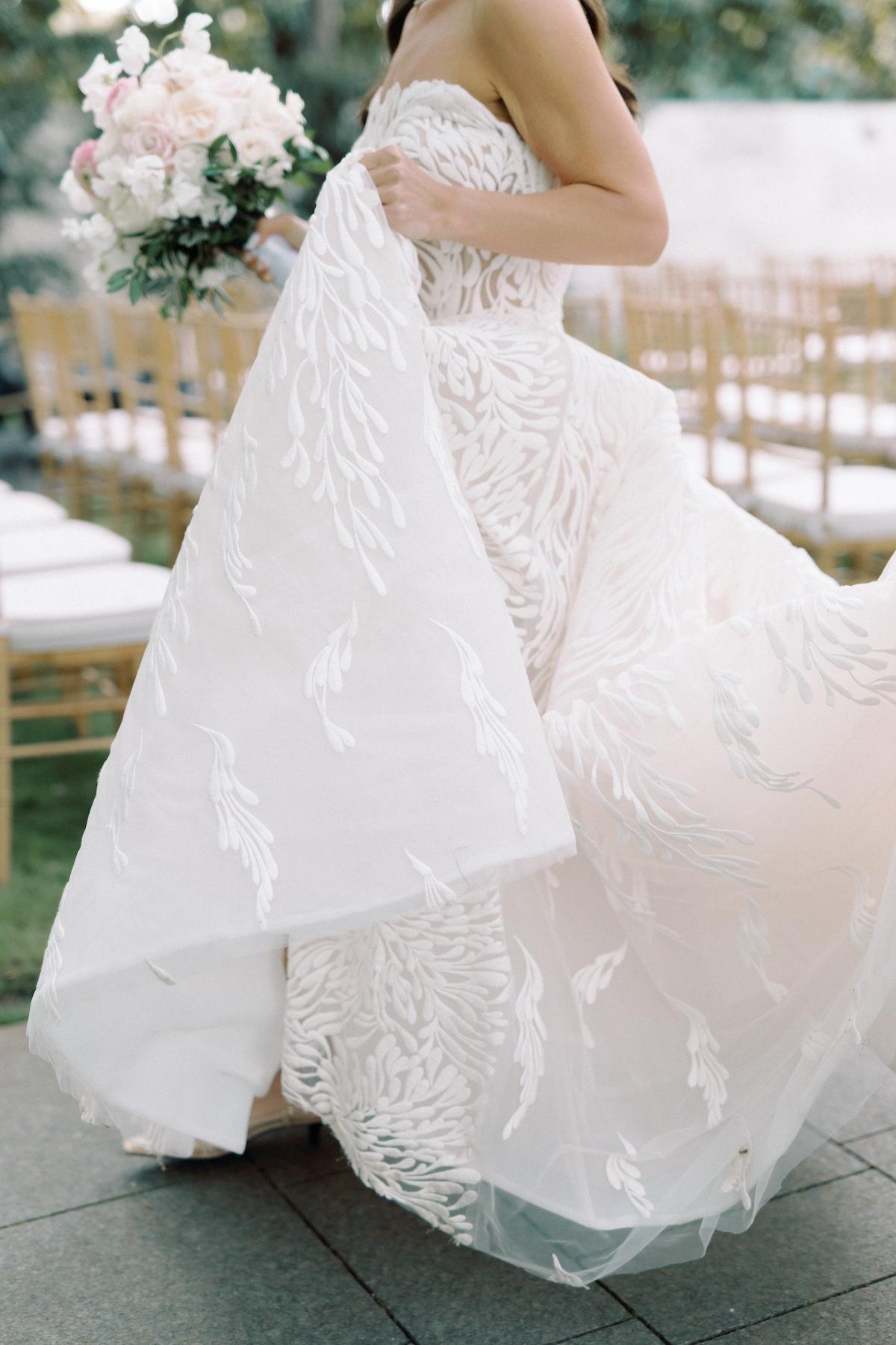 A Classic Spring Wedding at the Nasher Sculpture Center 33
