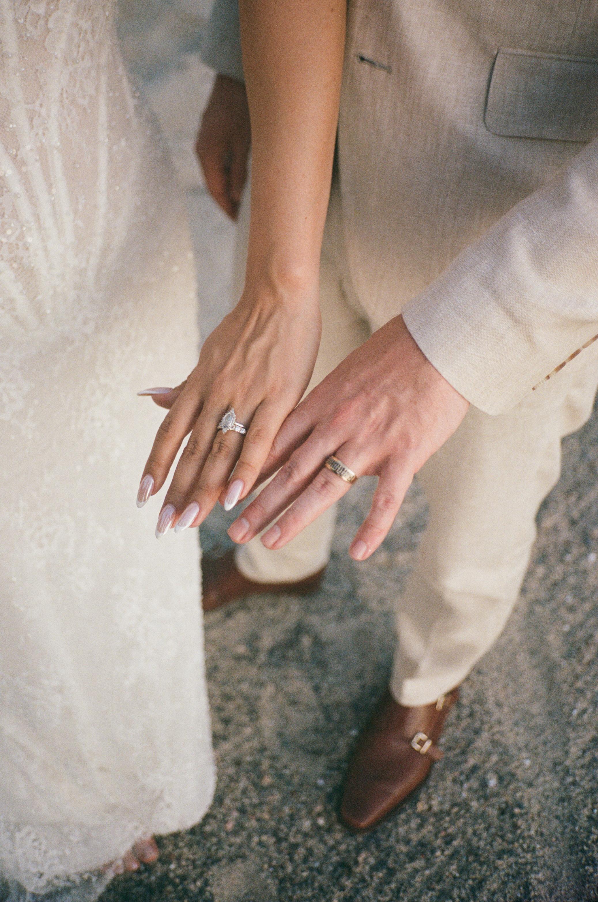 A Vibrant Beachside Wedding in Mexico Filled With Color photo 2