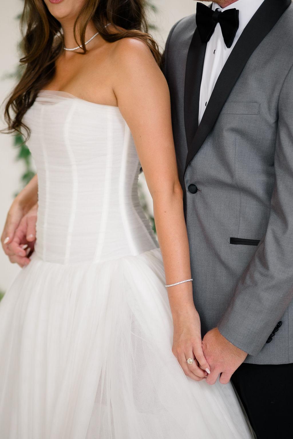 A Museum Wedding That Blended Modern Art with Garden Romance photo 4