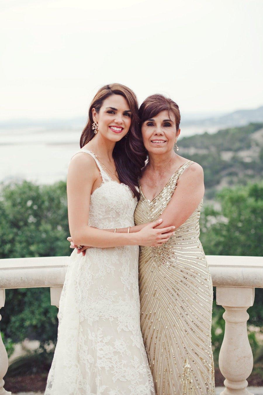 How to Help Your Mom with Her Wedding Anxiety