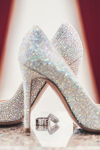 6 Unnecessary Wedding Expenses You Can Totally Skip