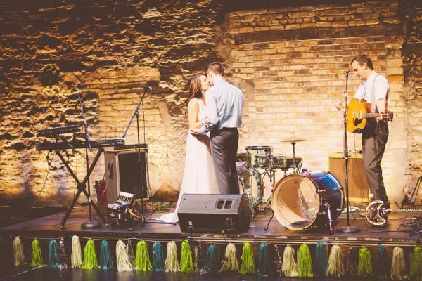 Rustic Minneapolis Wedding Captured By Lens And Luma Photography photo 1