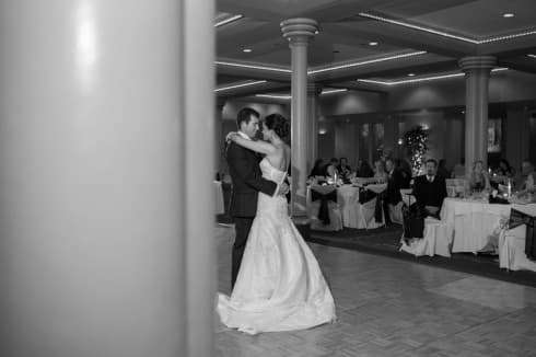 Rustic St Louis Wedding Captured By Amy Meyerott Photography photo 1