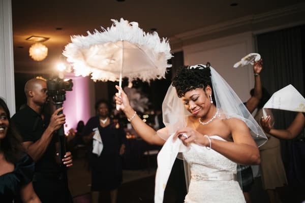 Elegant Dallas Wedding Captured By Amber Knowles Photography