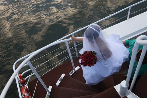 Classic Vancouver, Canada Wedding Captured By Melissa Rayasam