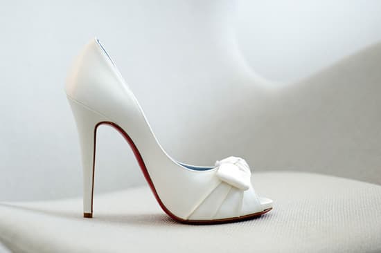 Classic Melbourne, Australia Wedding Captured By Brent Lukey