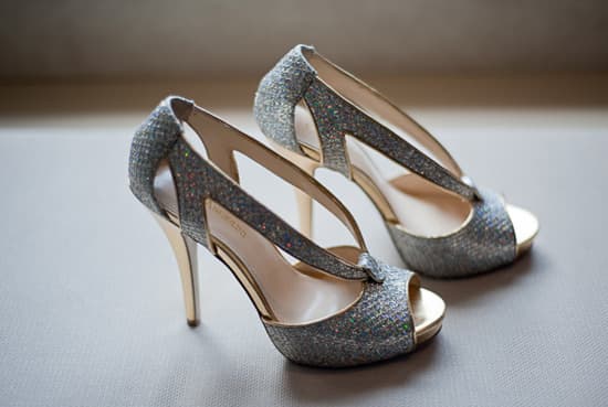 Modern Vancouver, Canada Wedding Captured By Nerida McMurray Photography photo 1