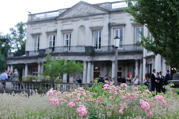 Classic Roehampton, England Wedding Captured By Funky Photographers