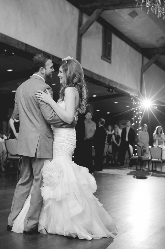 Elegant Blue Bell Wedding Captured By Sanderson Images photo 1