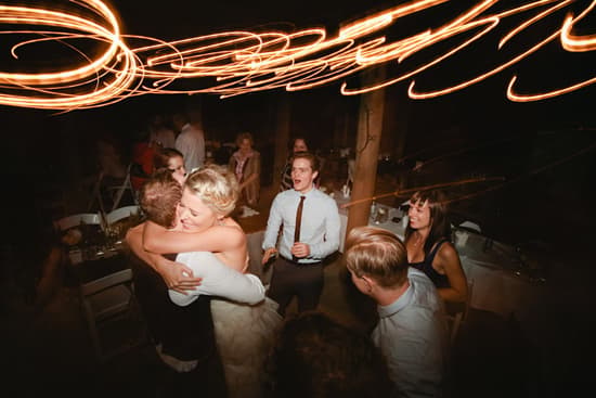 Elegant Queensland Wedding Captured By Feather And Stone photo 1