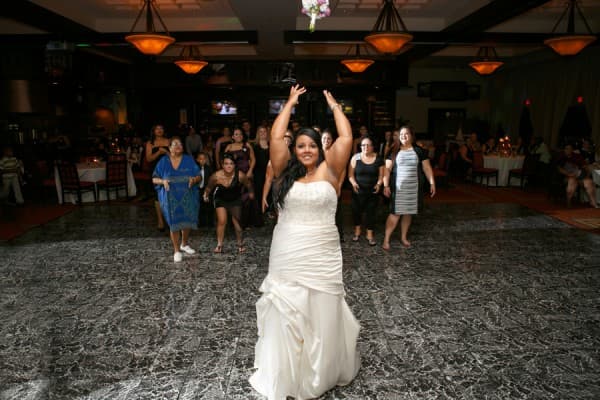 DIY Tampa Wedding Captured By Carrie Wildes Photography photo 1